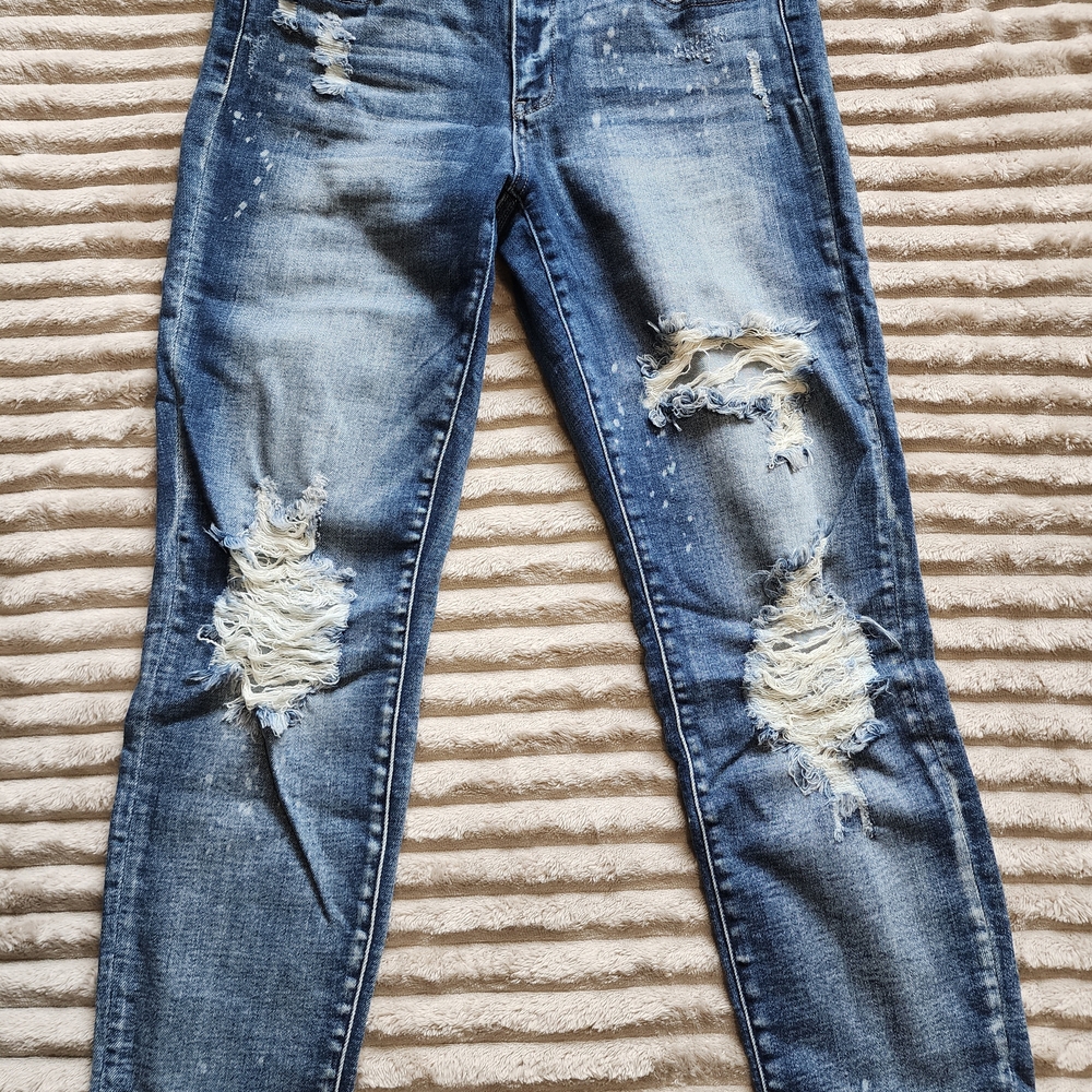 Judy Blue Boyfriend Distressed Blue Jeans